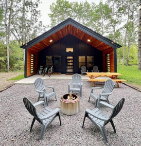 Cuyuna Adventure Cabin: Solo Stove - On Bike Trail